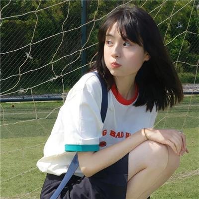 三个月亮